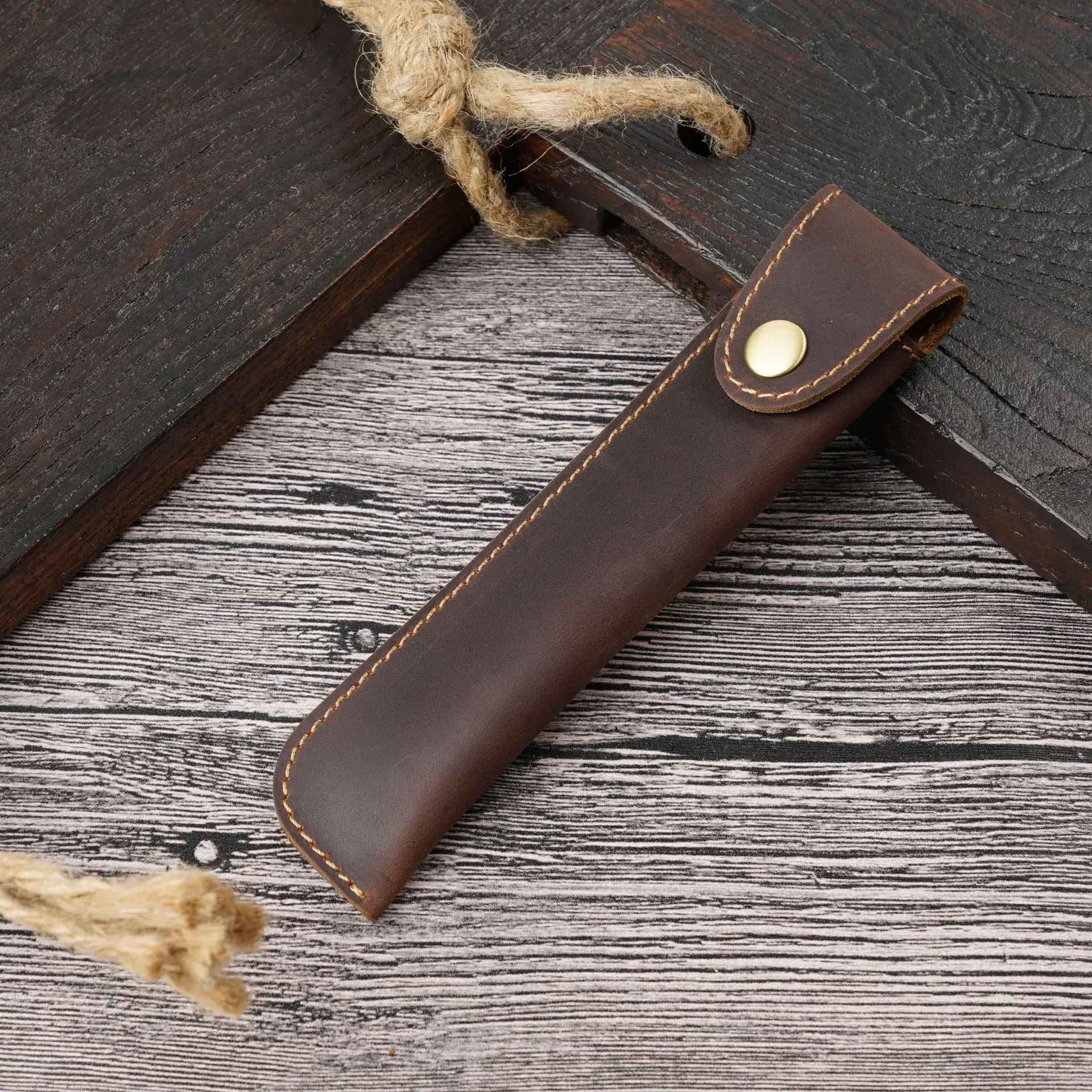 THE NOTE – FULL GRAIN LEATHER SINGLE PEN CASE
