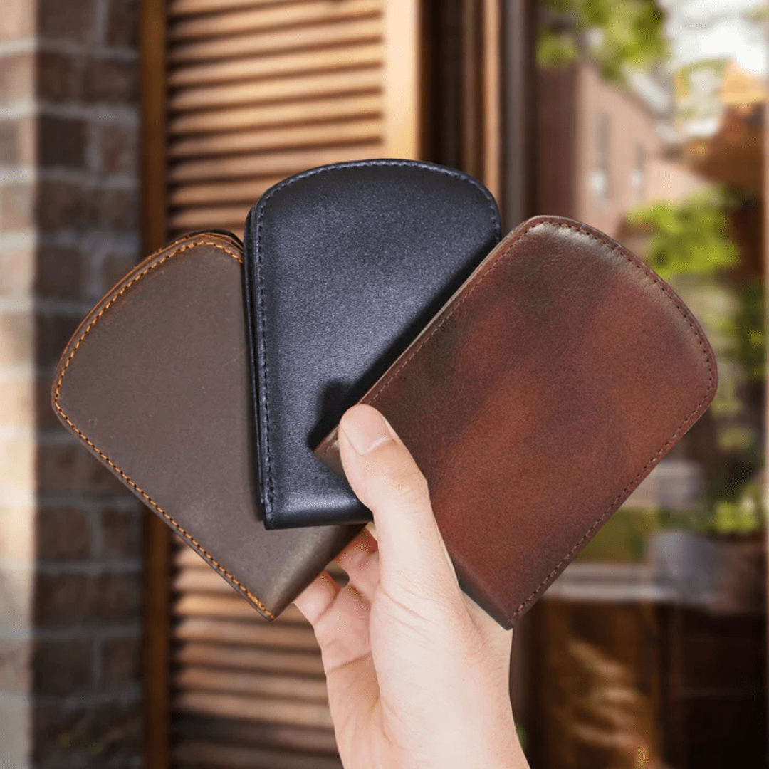 Slim Vintage Leather Bifold Wallet with RFID Protection