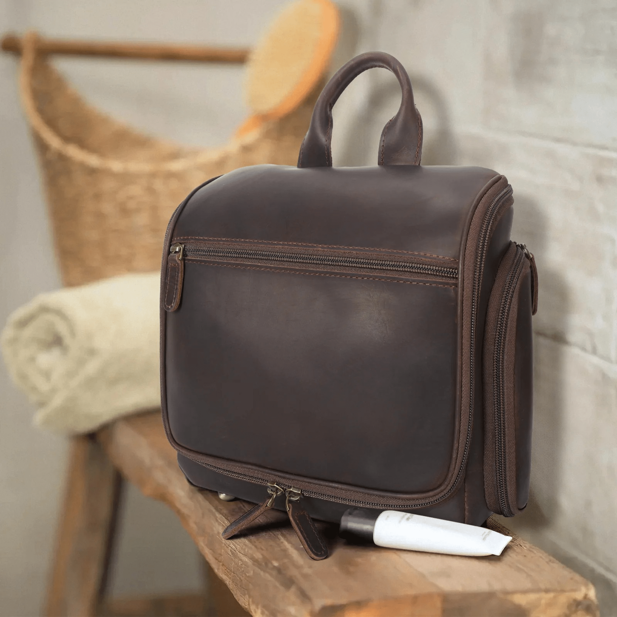 Leather Toiletry Bag – The Hangar