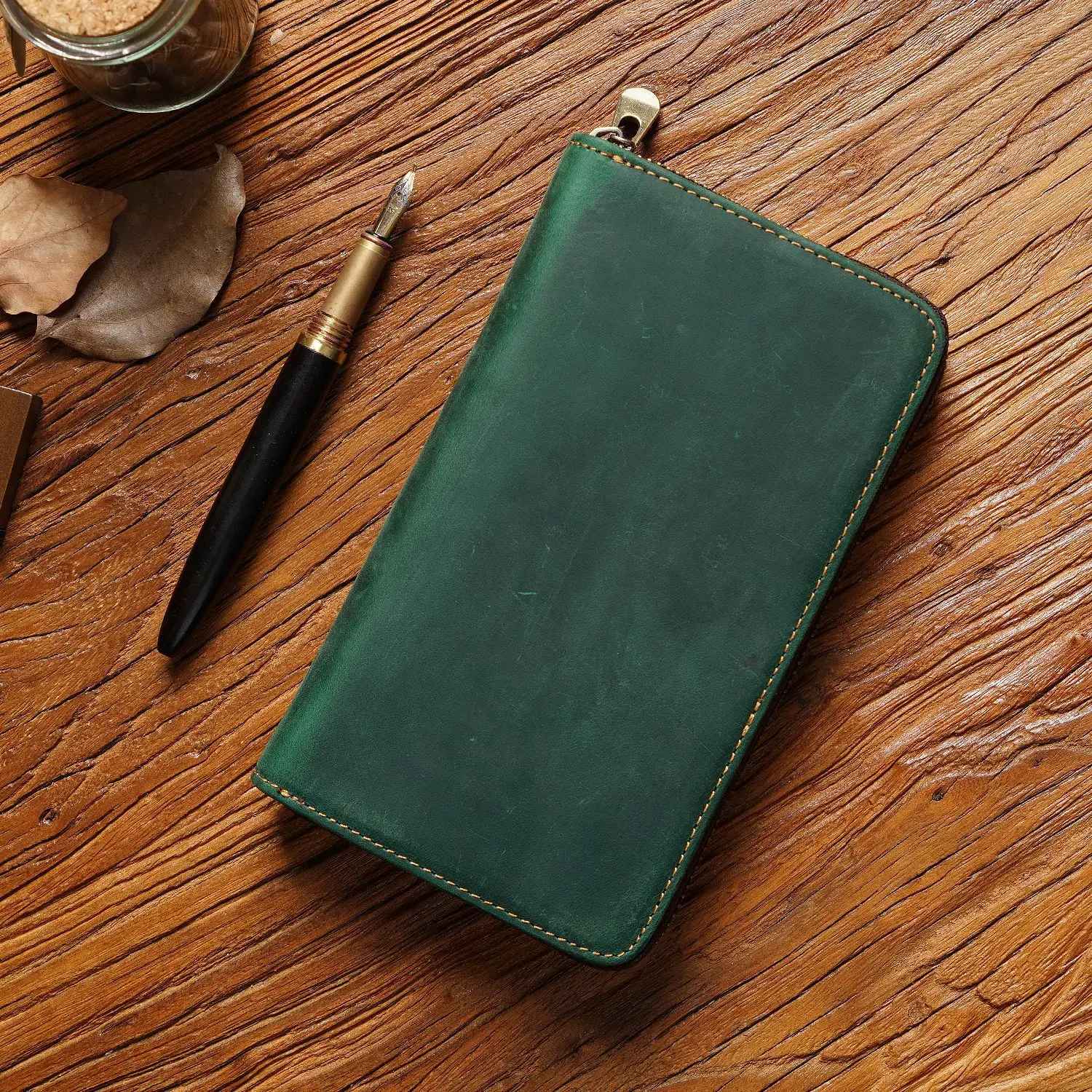 The Hide – Full Grain Leather Pen Case