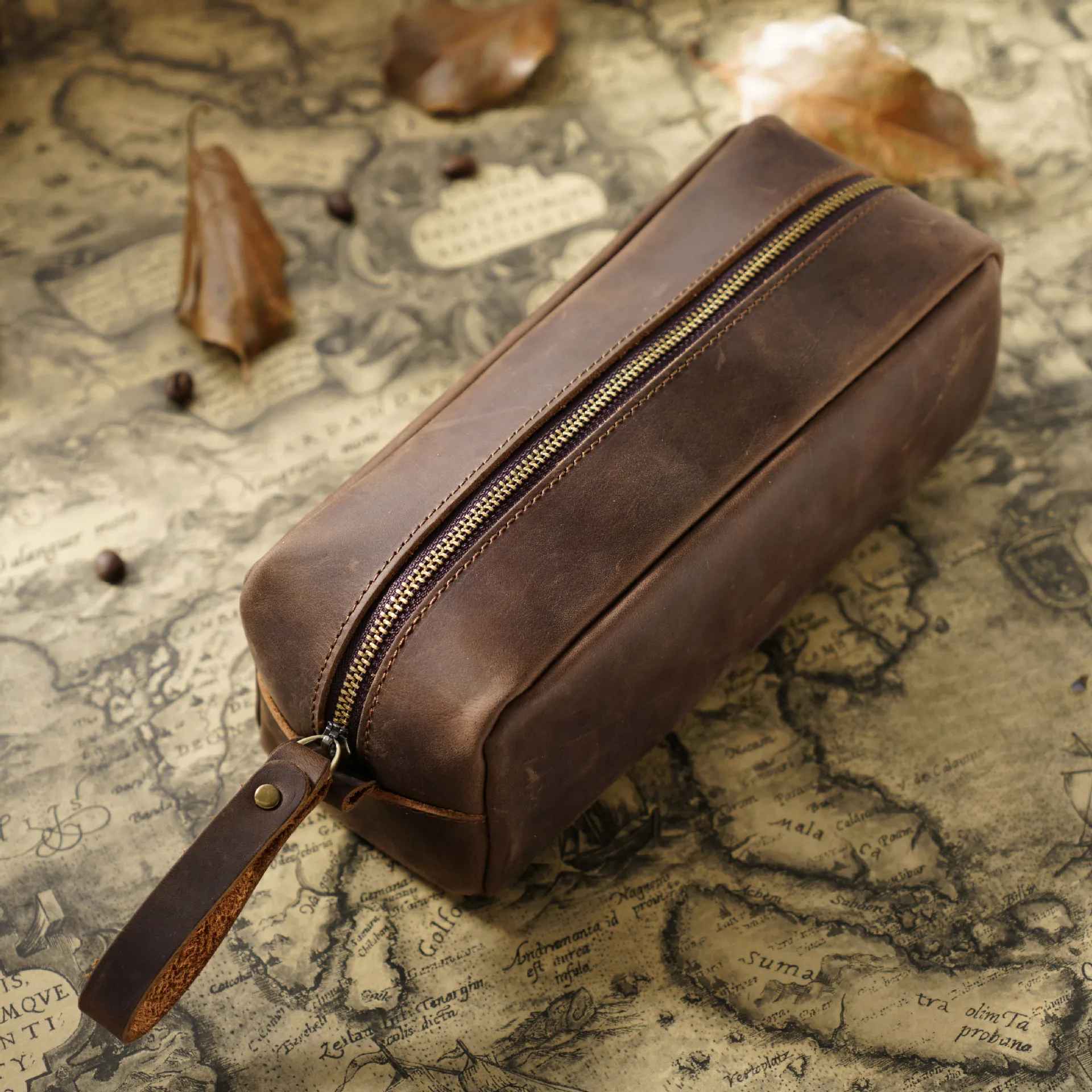 THE ROCKSPUR – FULL GRAIN LEATHER ZIPPER PEN CASE
