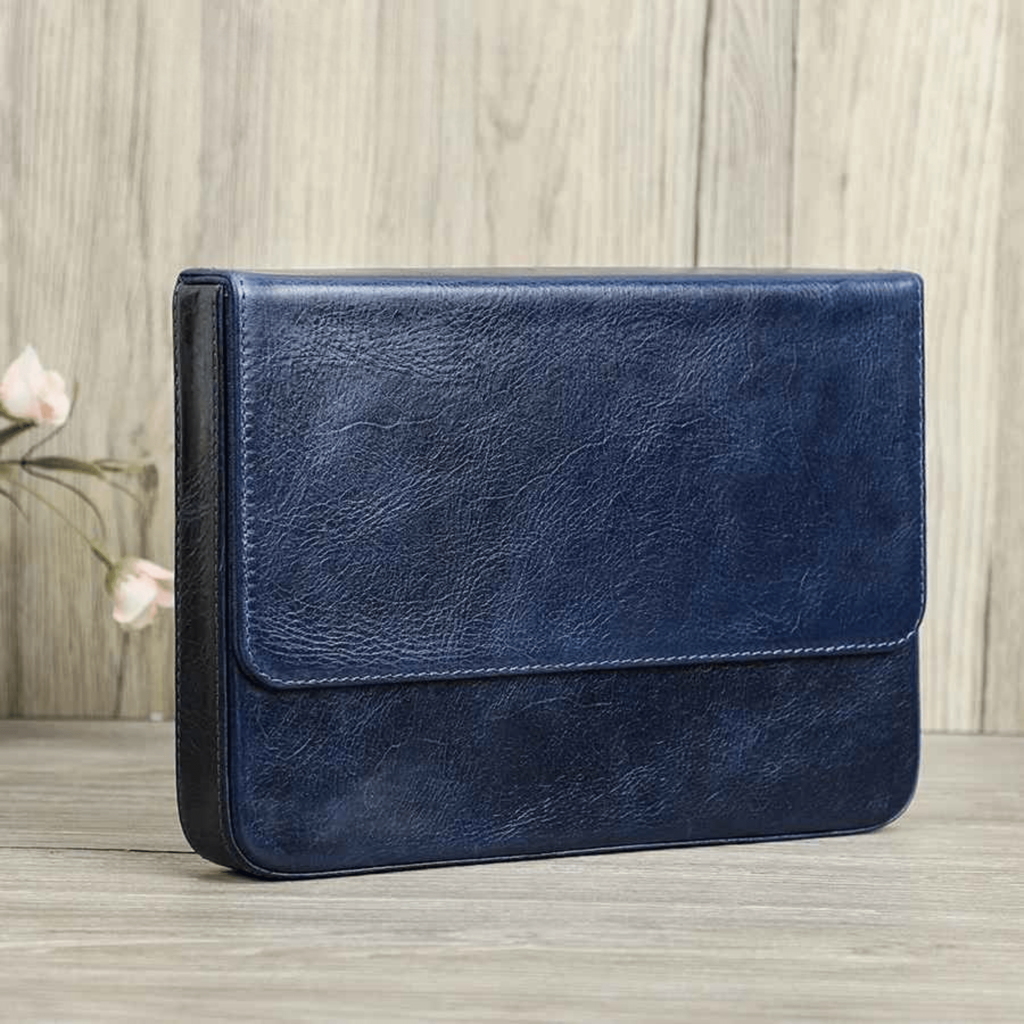 THE BIRCH – 12-SLOT GENUINE VEGETABLE LEATHER PEN BOX