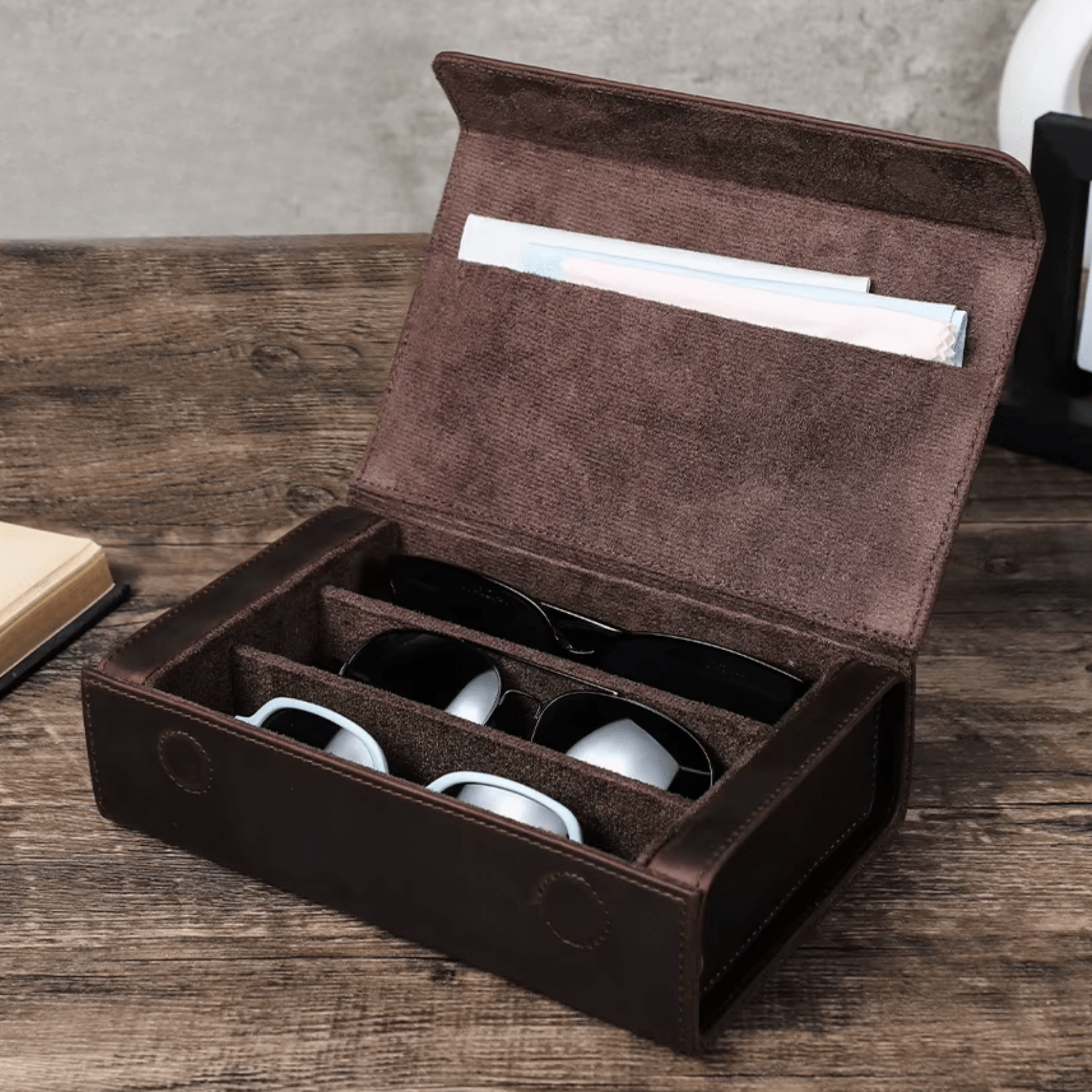 THE DUSTY ROAD – 3-SLOT FULL GRAIN LEATHER EYEWEAR ORGANISER