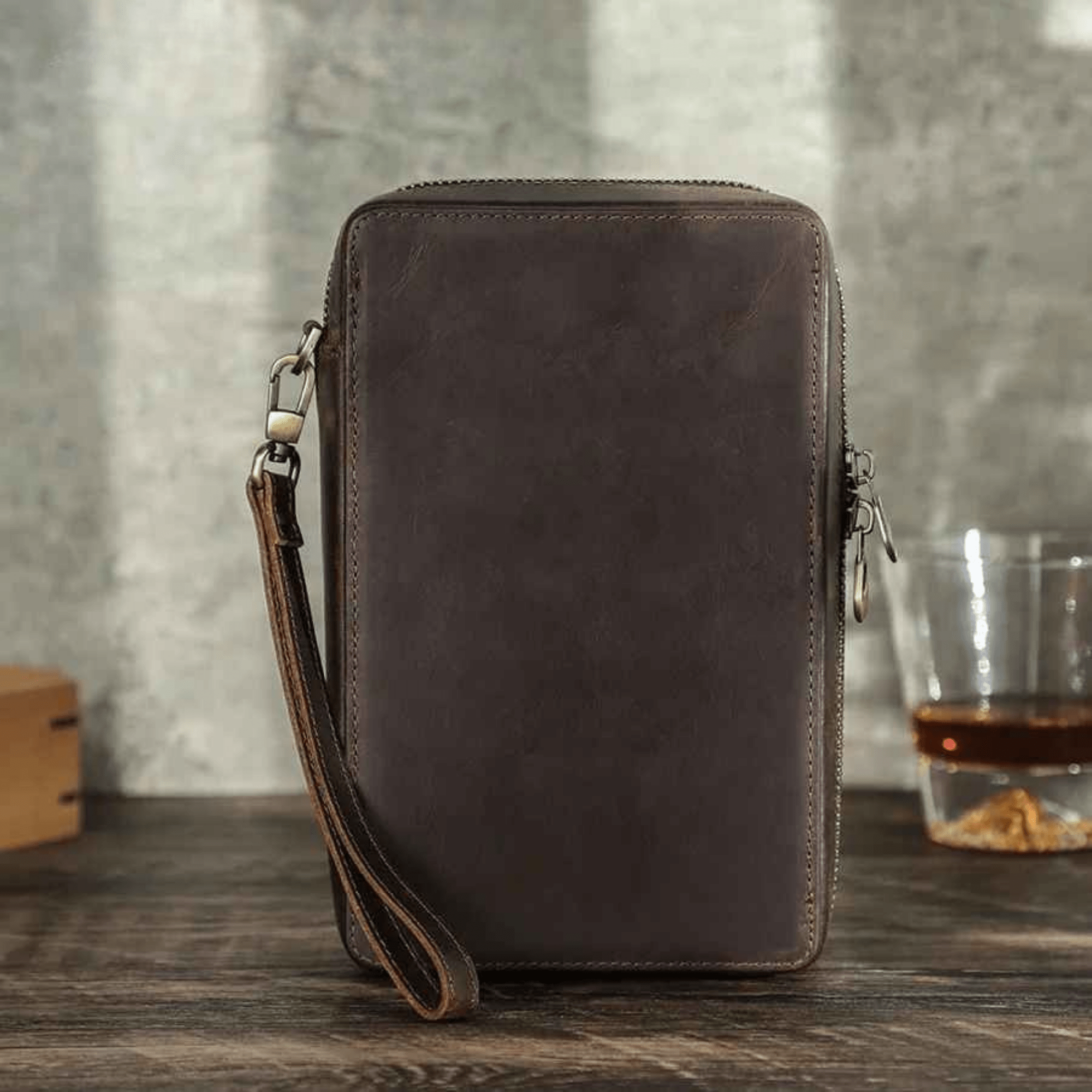 THE OASIS – 4-SLOT GENUINE LEATHER CIGAR CASE