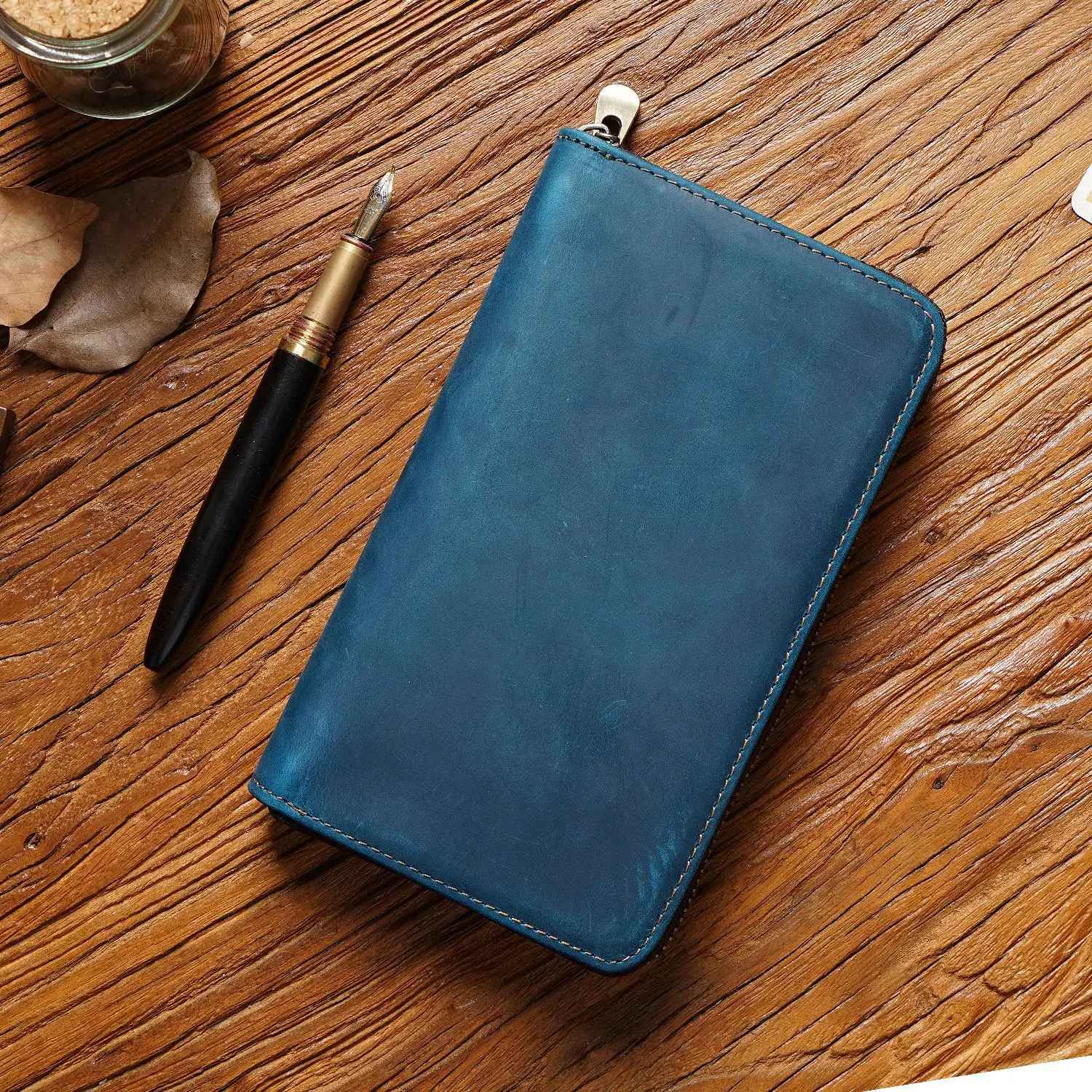 The Hide – Full Grain Leather Pen Case