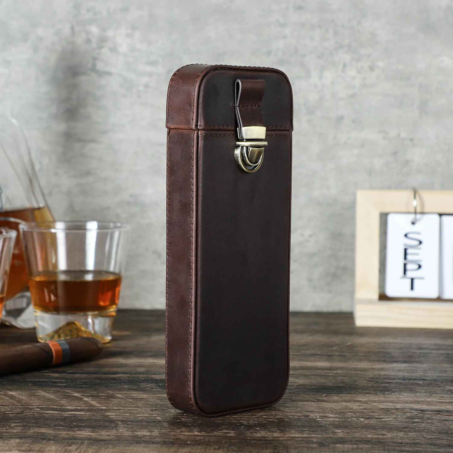 THE FOGWALKER – 3-SLOT FULL GRAIN LEATHER CIGAR CASE