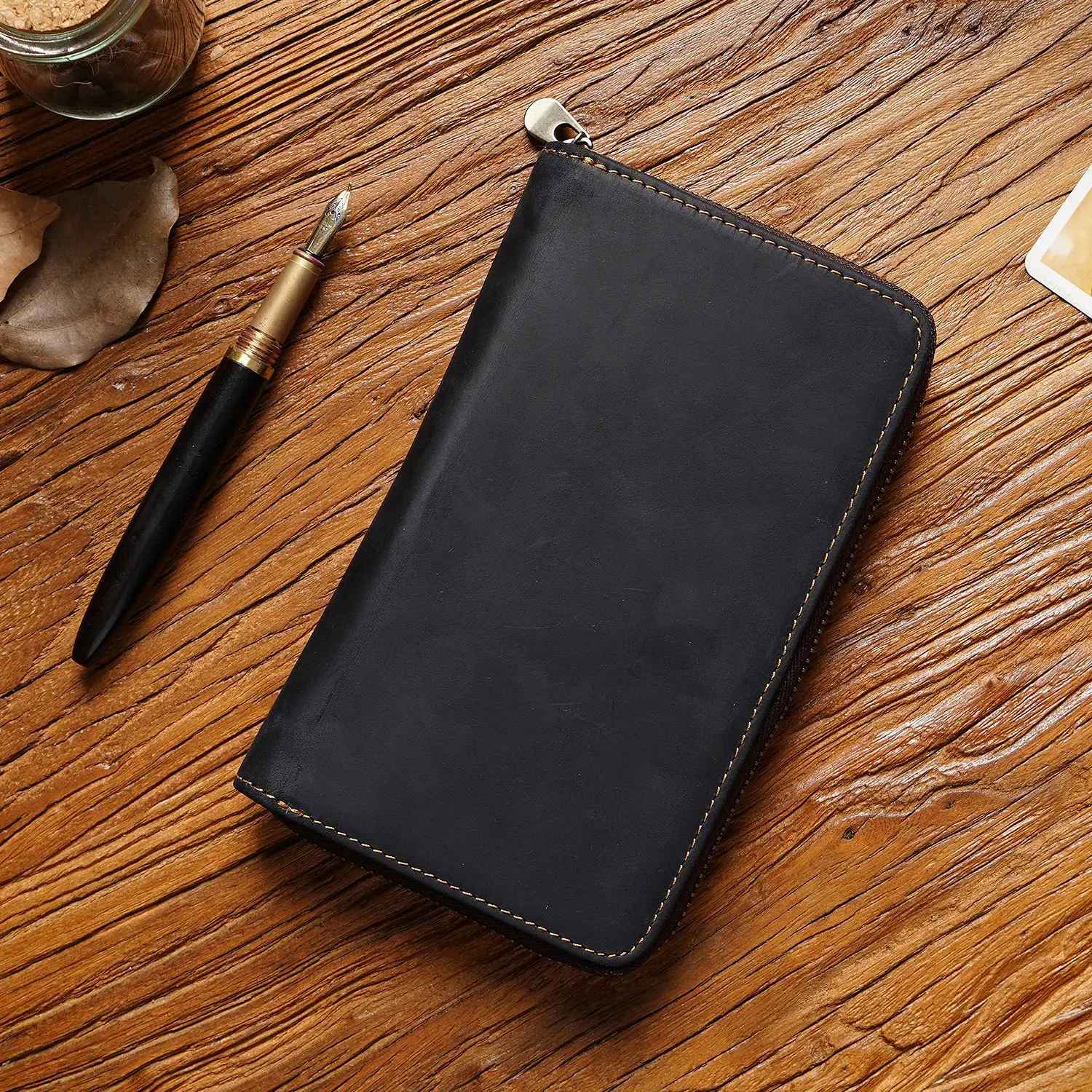 The Hide – Full Grain Leather Pen Case