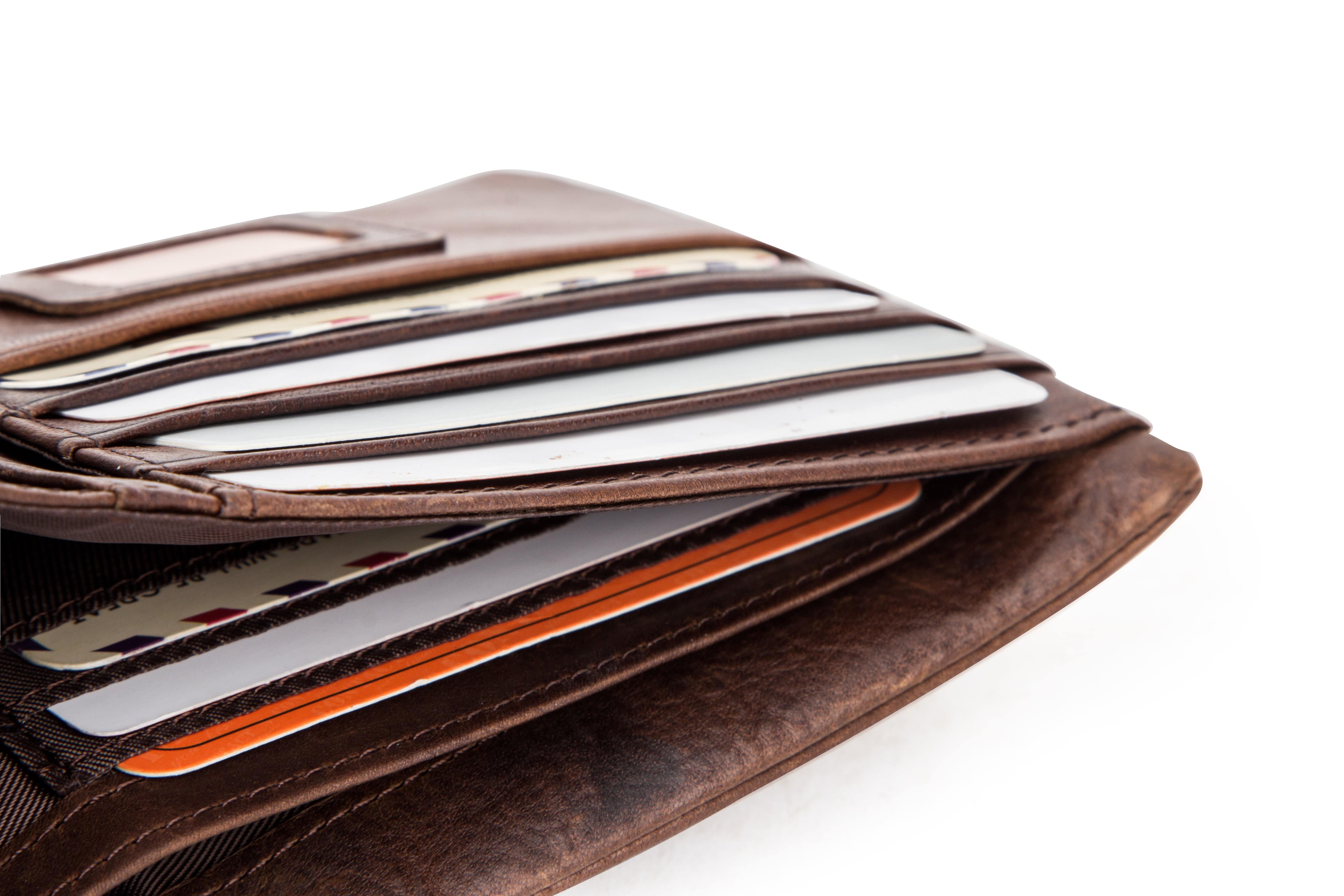 Vintage Leather Bifold Wallet with RFID and Coin Pocket